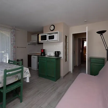 T2 Avec Piscine Et Parking, 700m Plage, 4-6 Pers. - Fr-1-803-93 * Le Lavandou